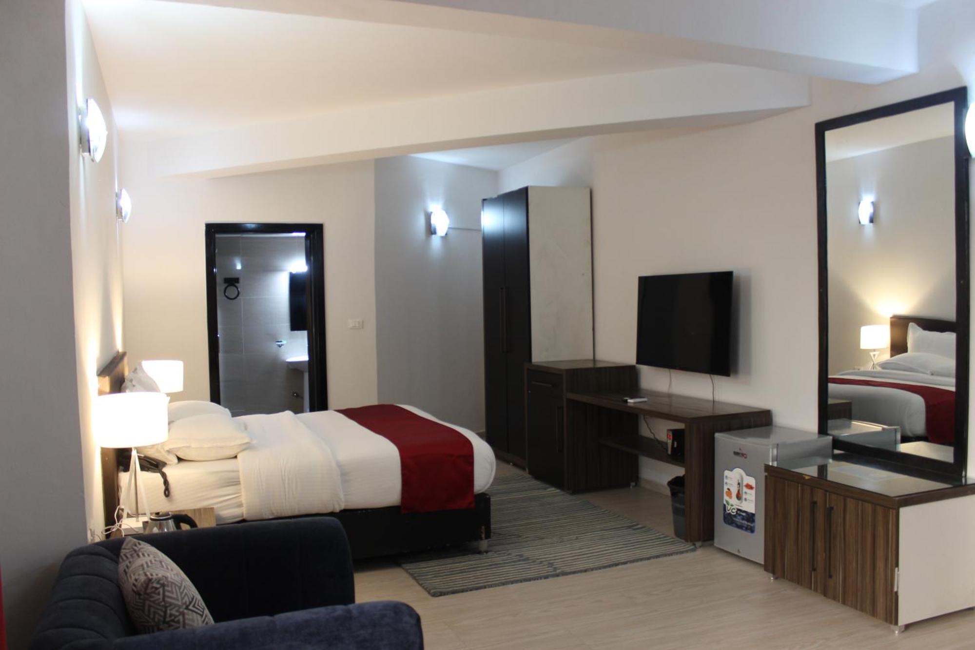 Hotel Belle Vie Kinshasa Ngoại thất bức ảnh