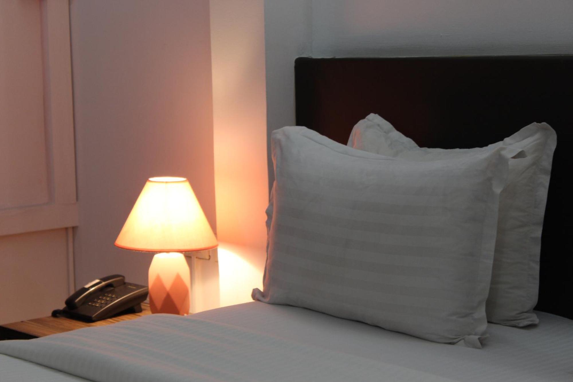 Hotel Belle Vie Kinshasa Ngoại thất bức ảnh