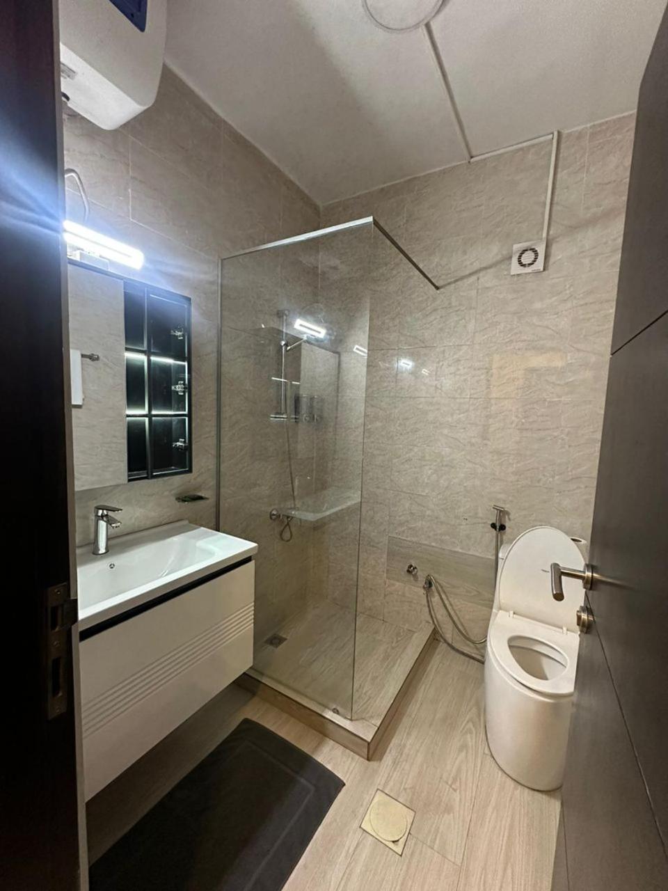 Hotel Belle Vie Kinshasa Ngoại thất bức ảnh