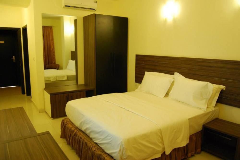 Hotel Belle Vie Kinshasa Ngoại thất bức ảnh